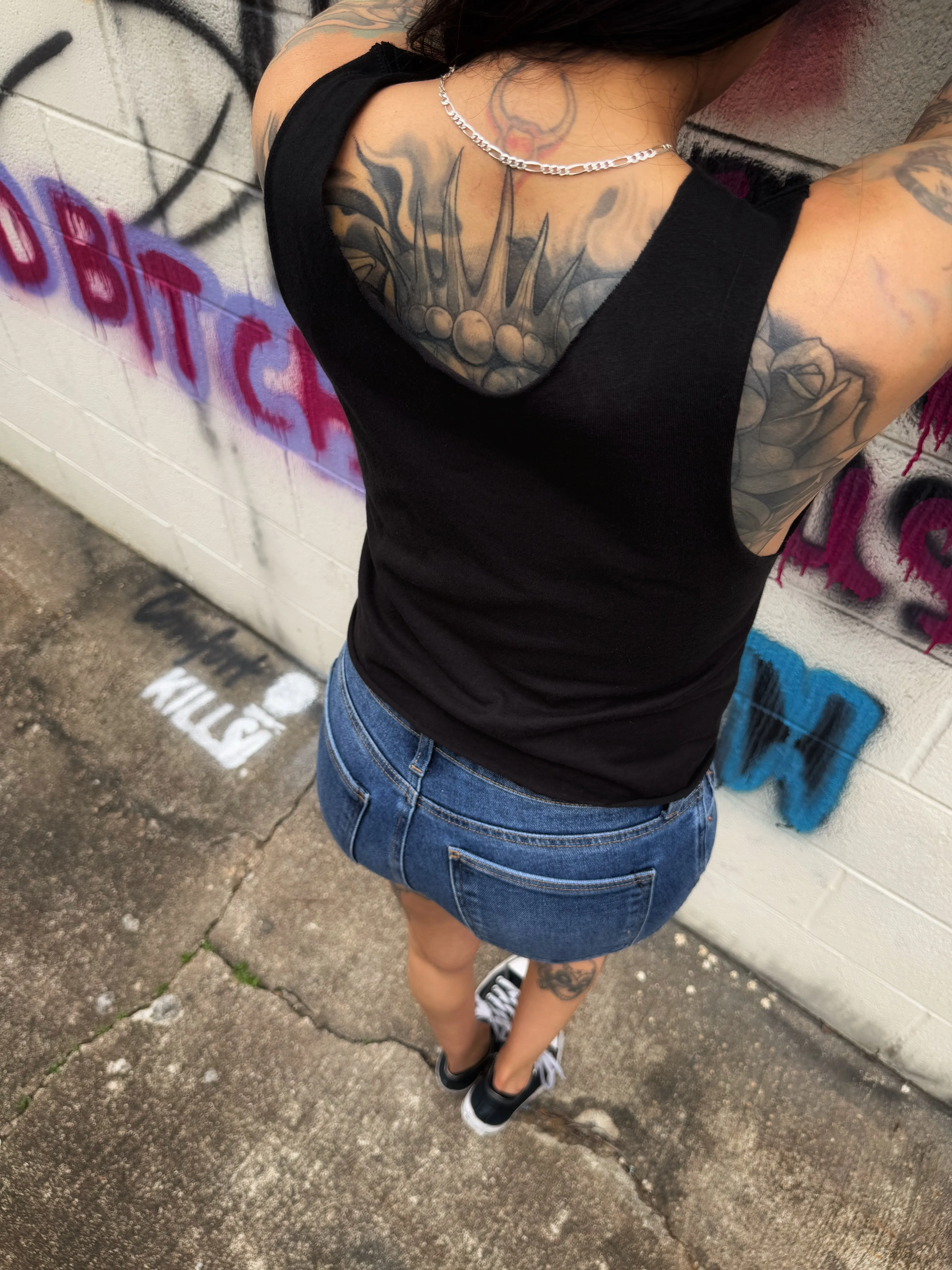 BLACK CROP TANK TOP 1.0