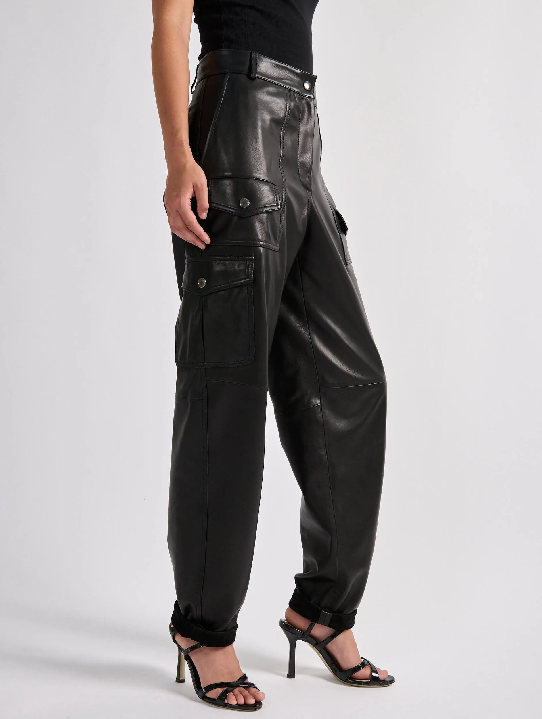 Black plongé leather cargo trousers