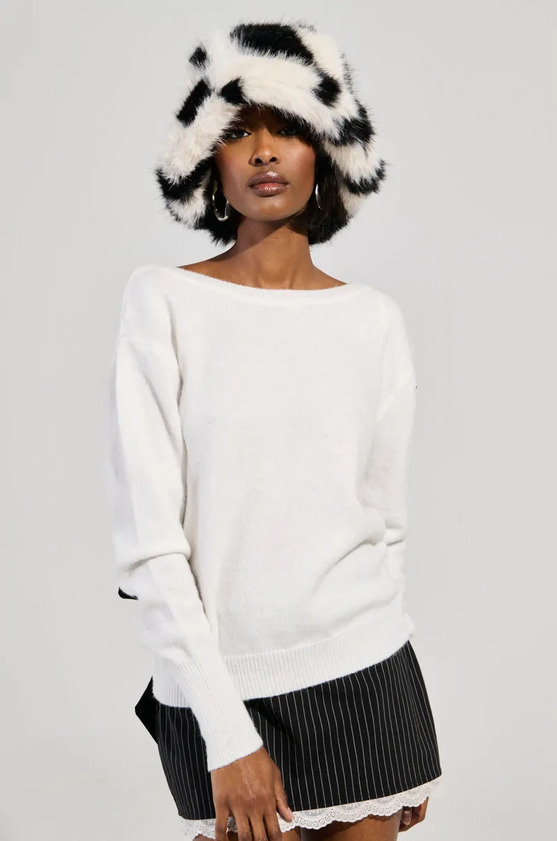 BOW DOWN SWEATER