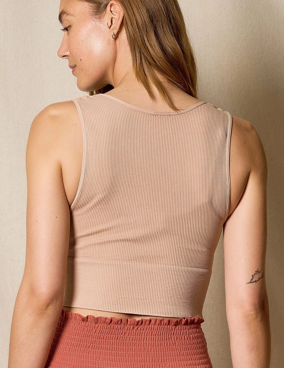 Control Fit Vintage Deep V Crop