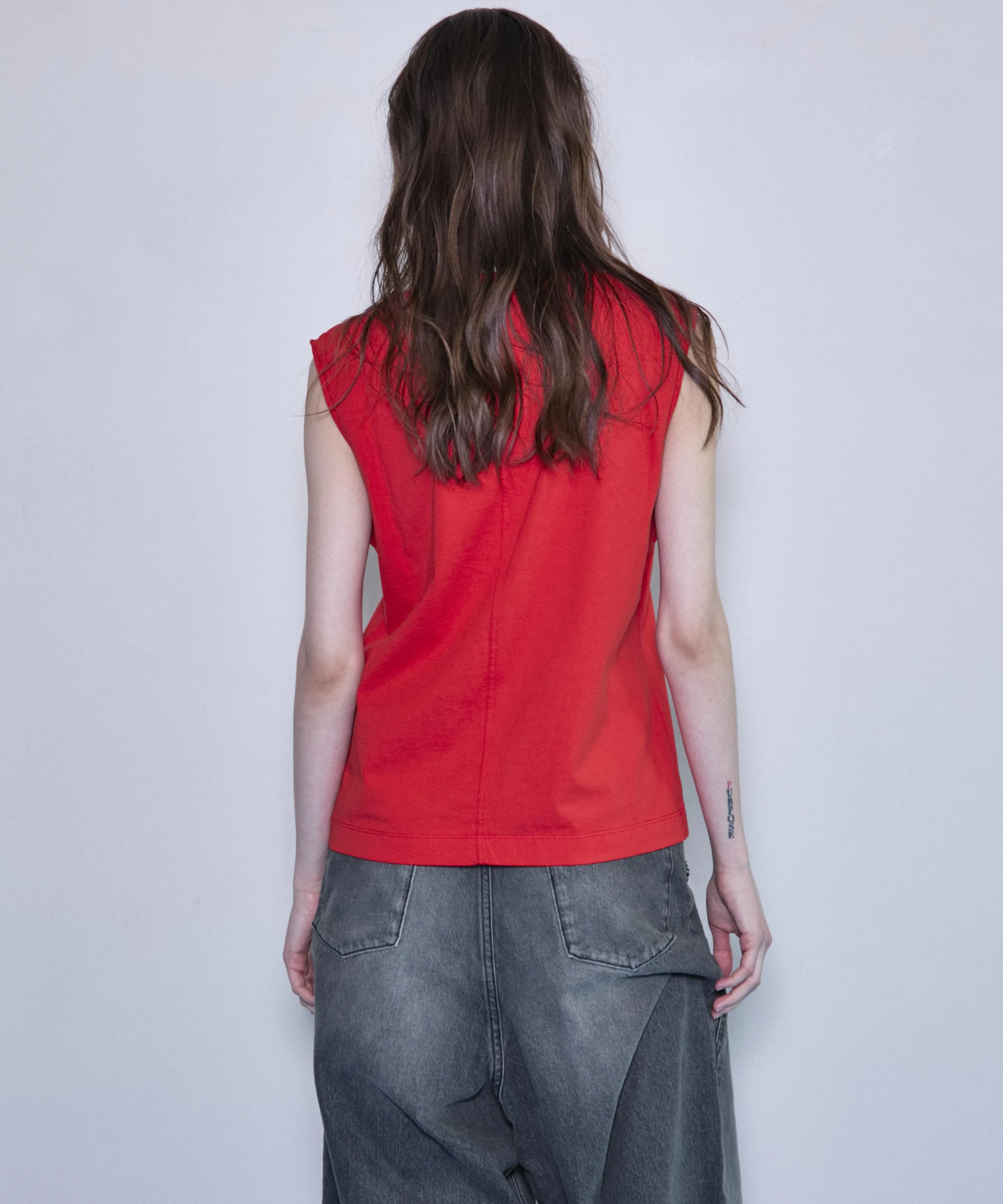Cutoff Sleeveless Tops