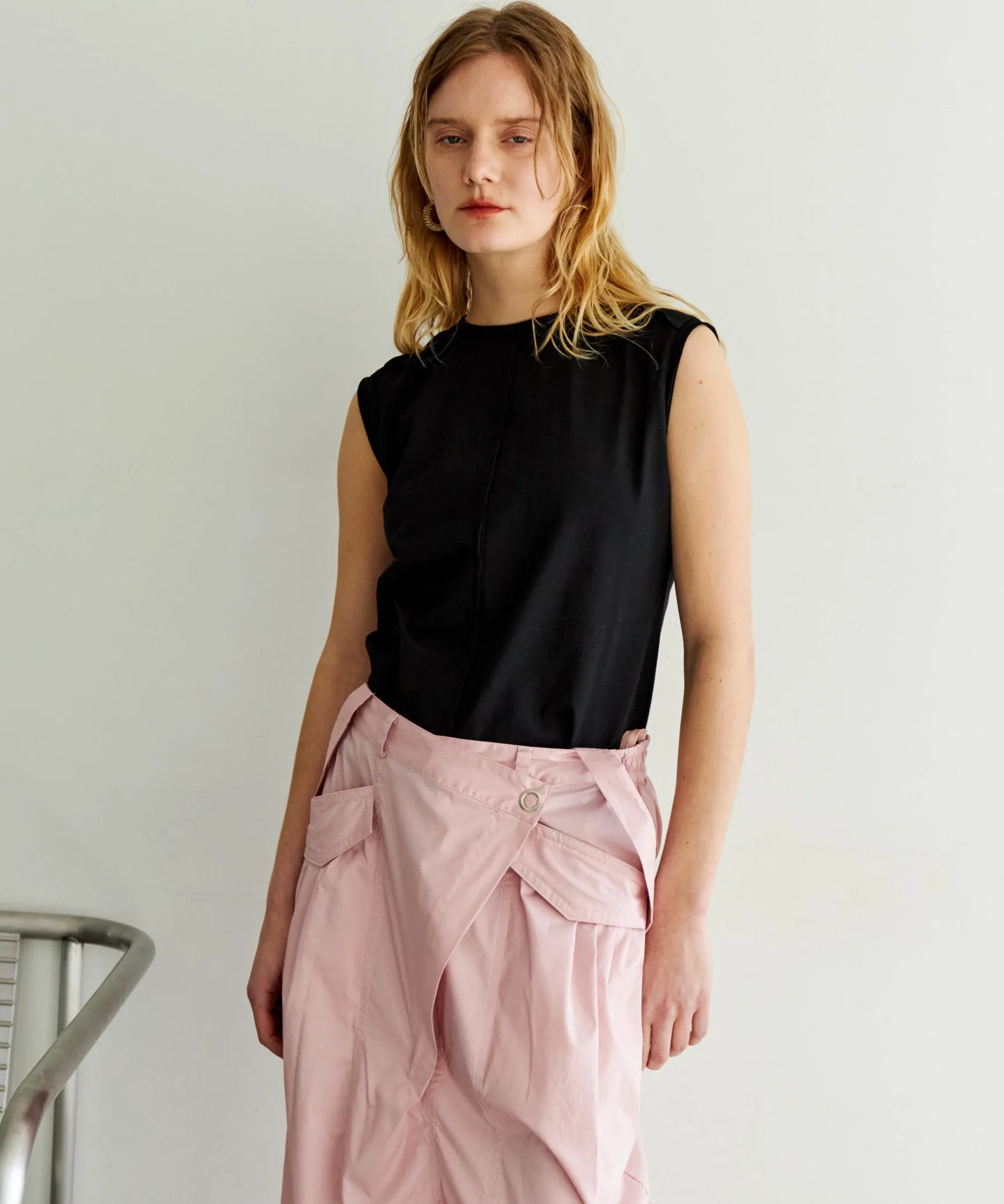 Cutoff Sleeveless Tops