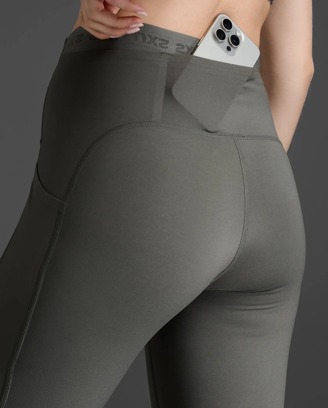 Form Stash Hi-Rise Compression Tights with Pockets