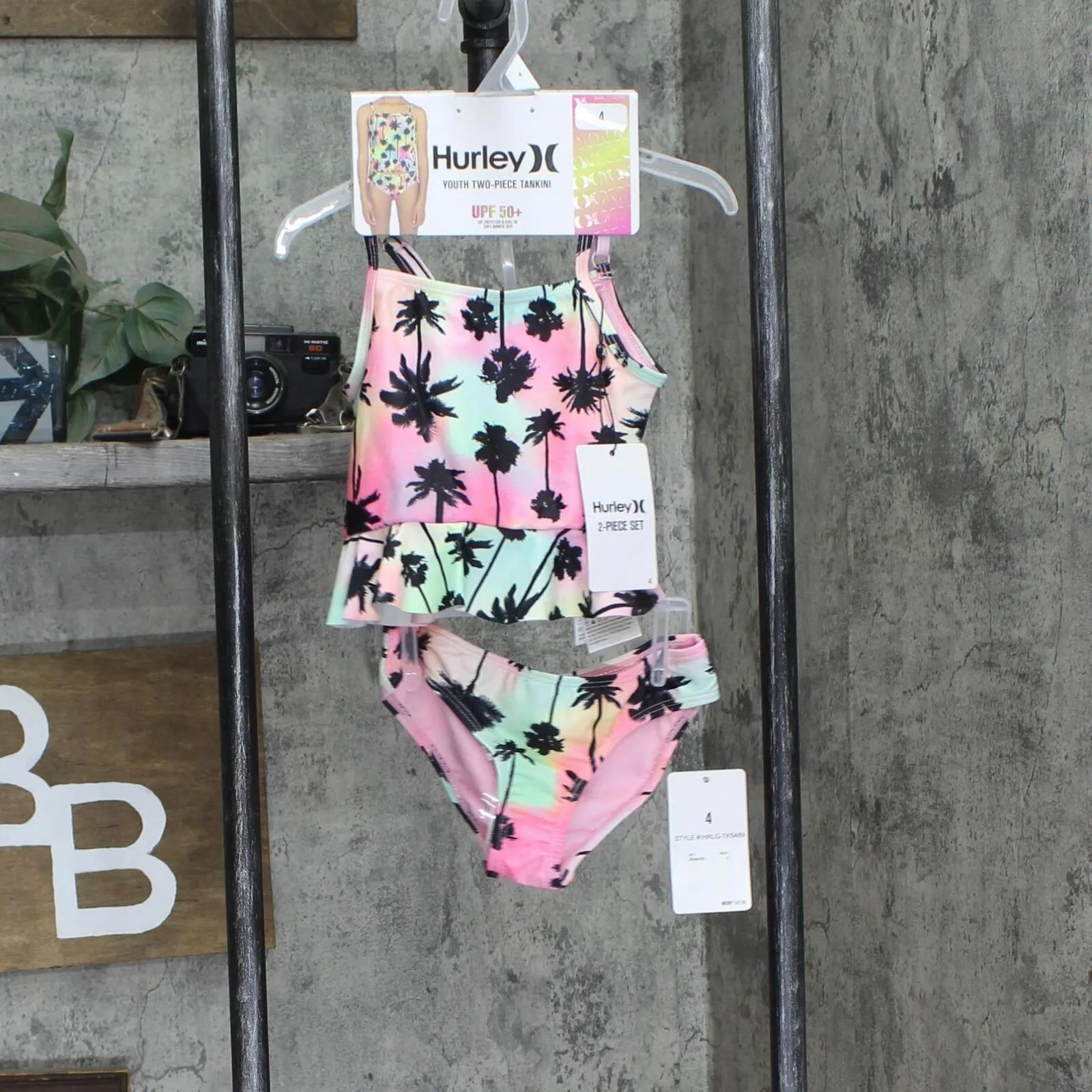 Hurley Girls UPF 50  Palm Tree Tankini Swimsuit Set 167789b3bdadd8