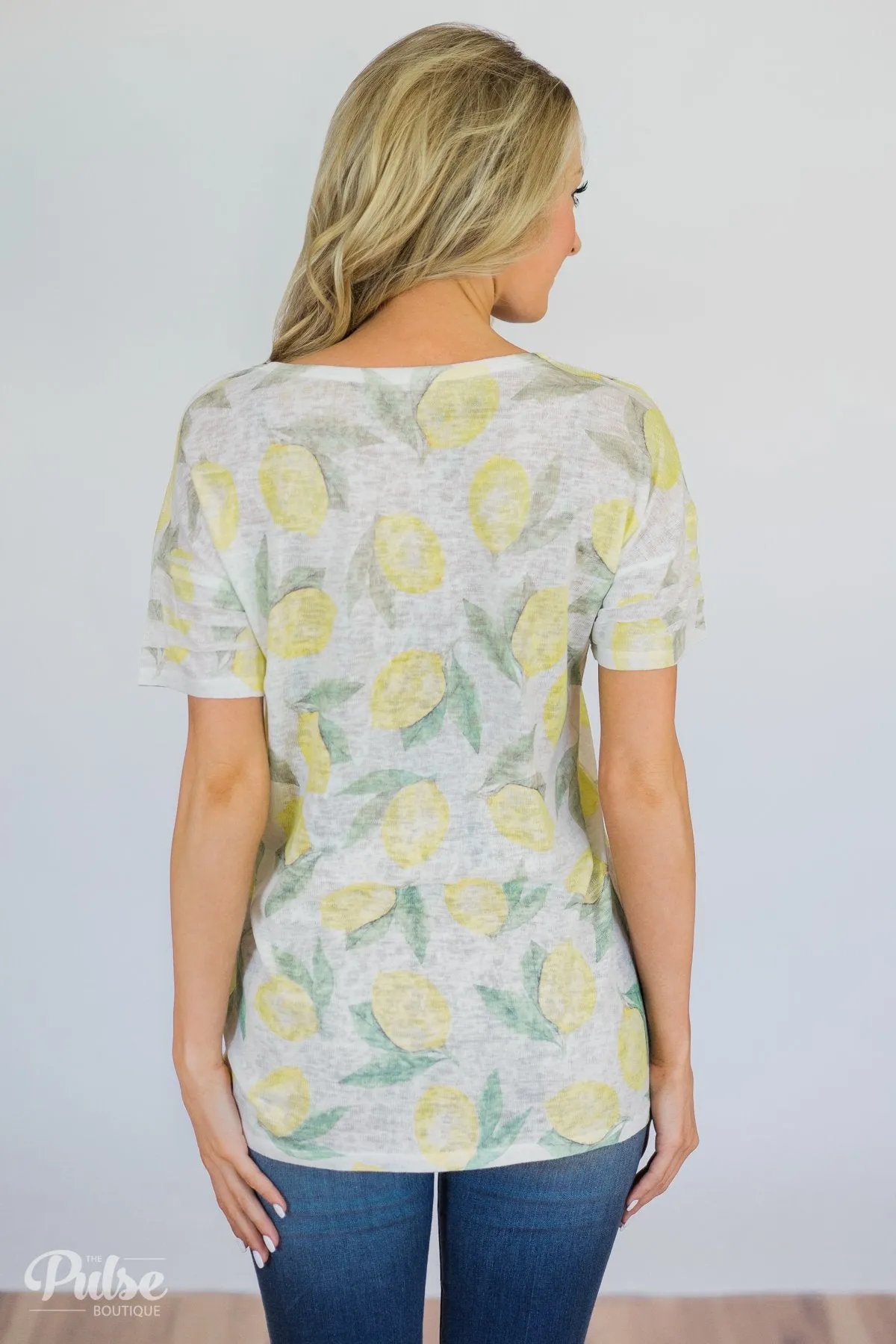 Lemon Squeeze Keyhole Top- Ivory