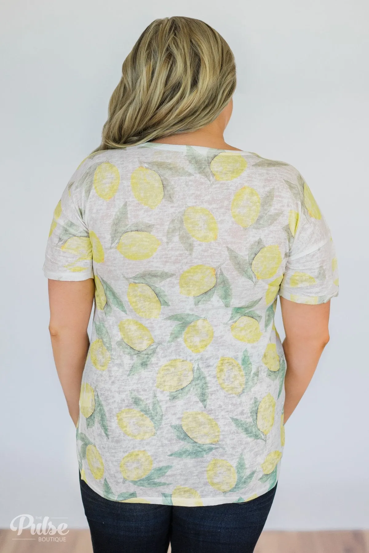 Lemon Squeeze Keyhole Top- Ivory