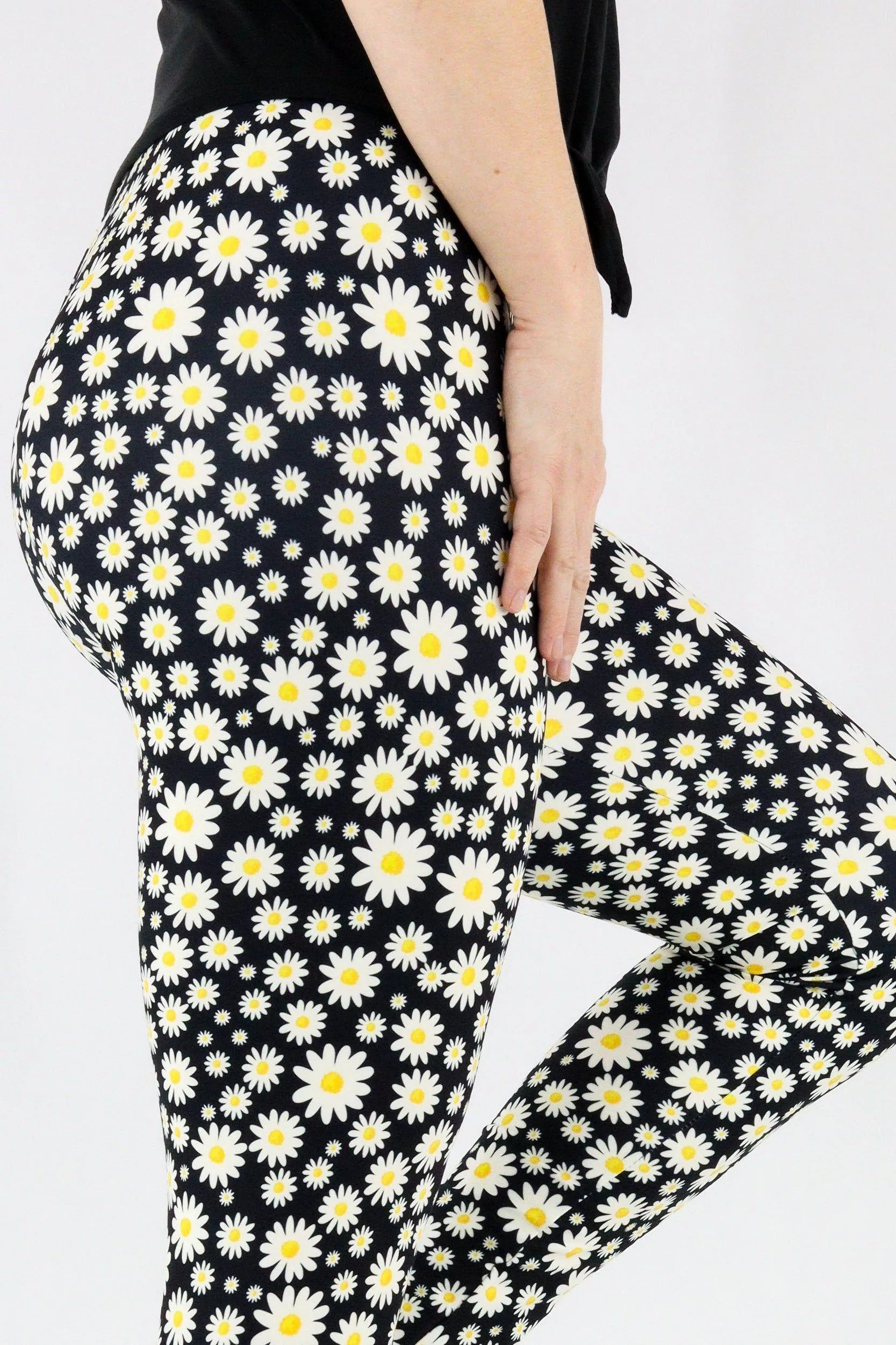 Little Daisies - Casual Full Leggings