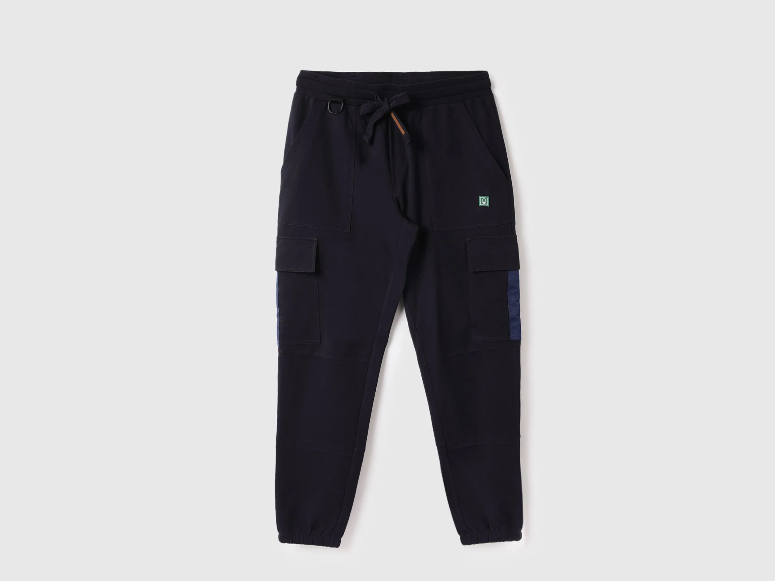 Men Solid Regular Fit Joggers