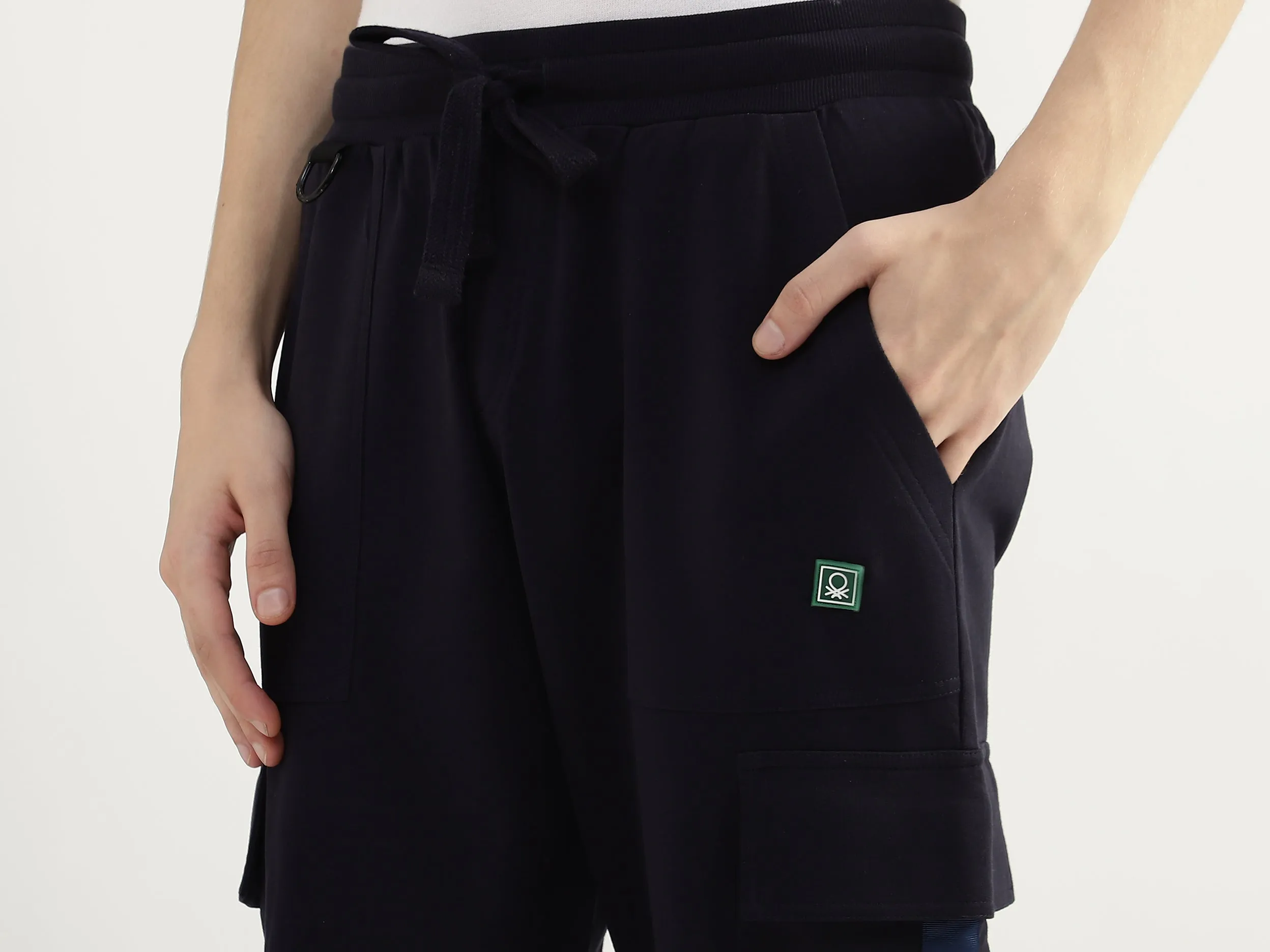 Men Solid Regular Fit Joggers