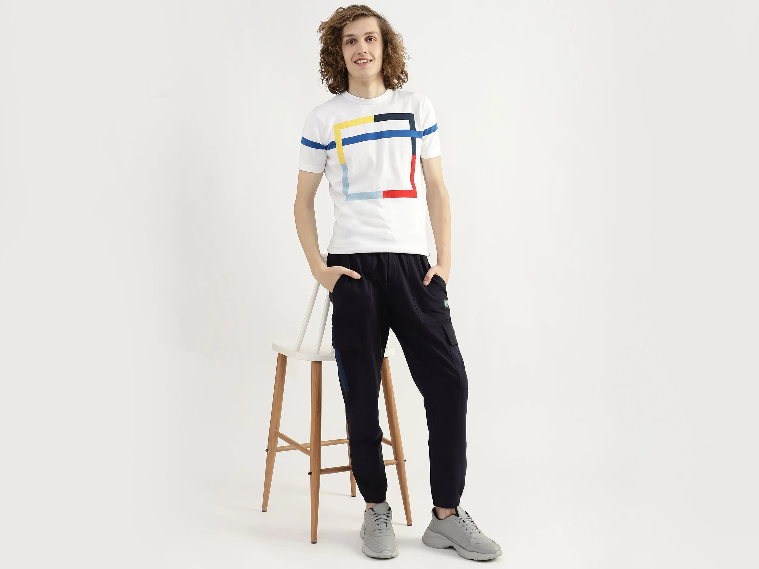 Men Solid Regular Fit Joggers