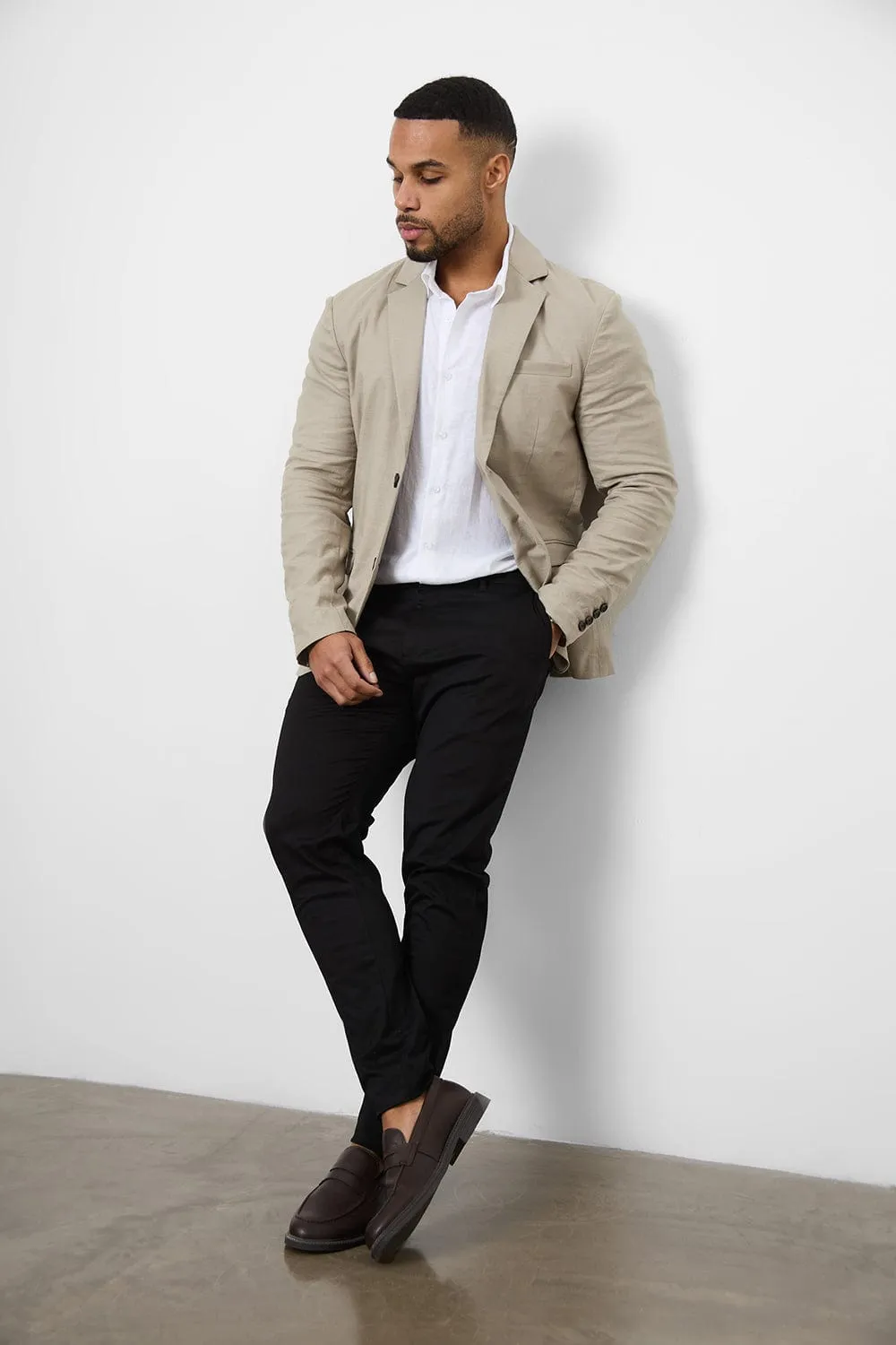 Muscle Fit Cotton Stretch Chino Trouser in Black