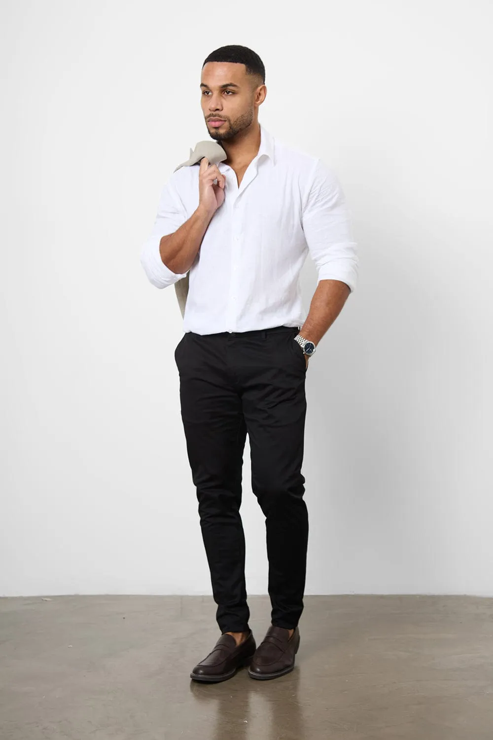 Muscle Fit Cotton Stretch Chino Trouser in Black