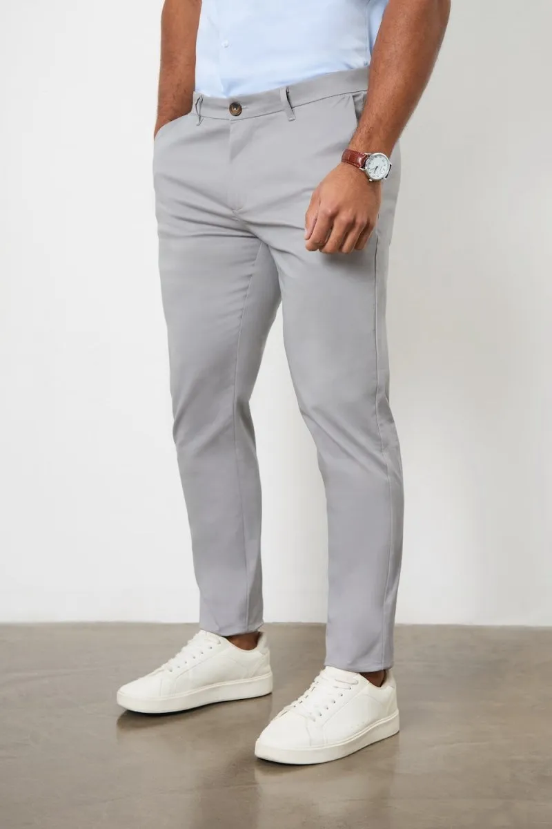 Muscle Fit Cotton Stretch Chino Trouser in Pale Grey