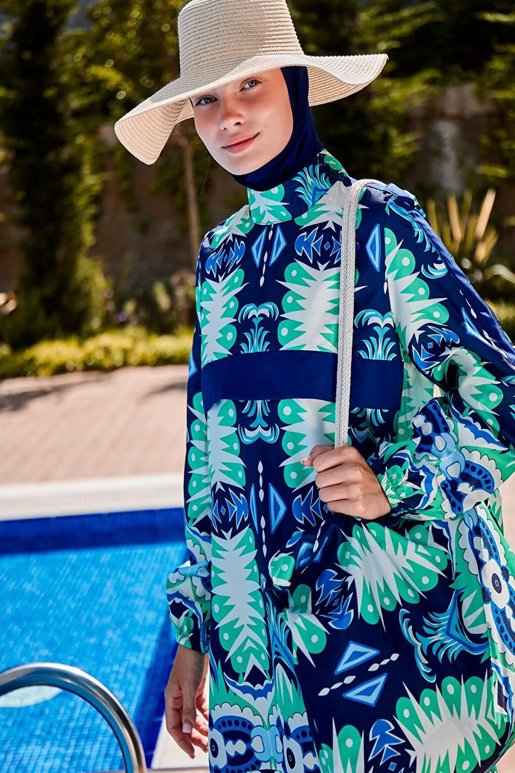 Patterned Fully Covered Hijab Swimsuit R2310