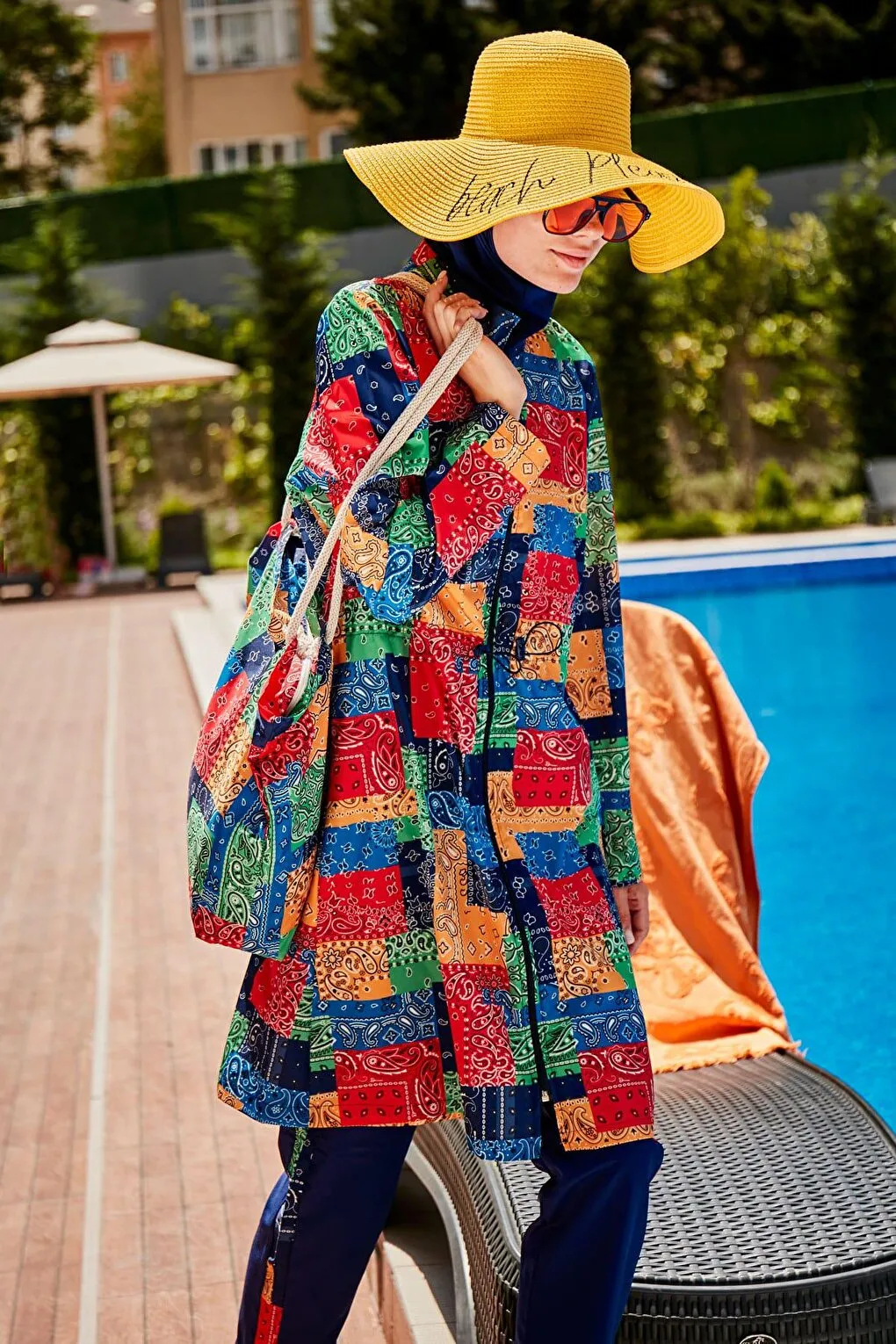 Patterned Fully Covered Hijab Swimsuit R2319