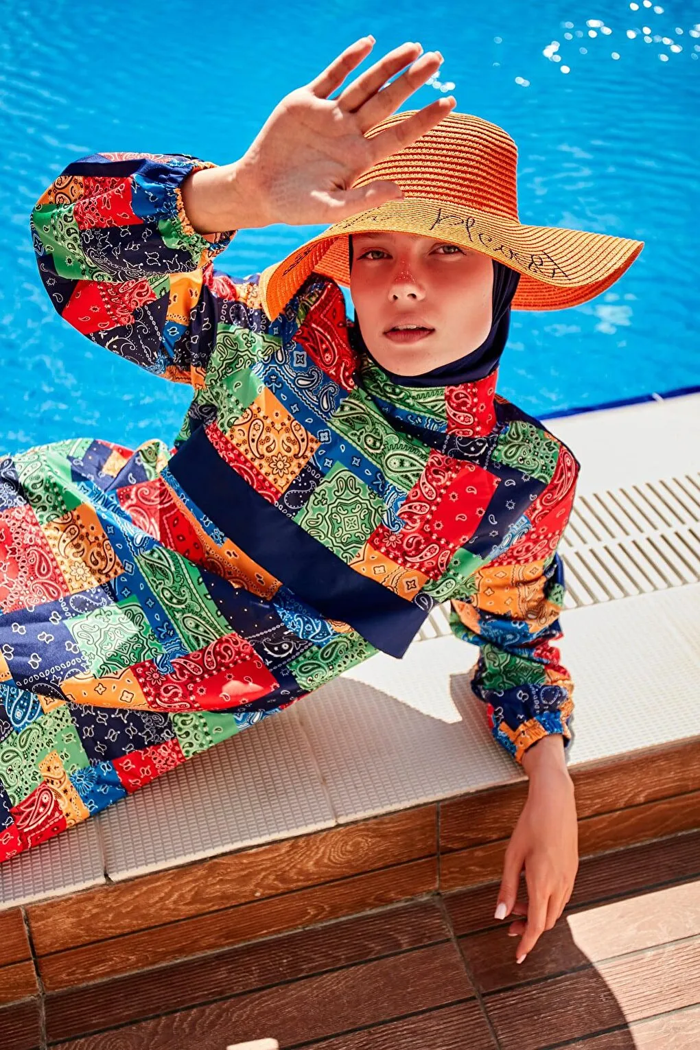 Patterned Fully Covered Hijab Swimsuit R2320