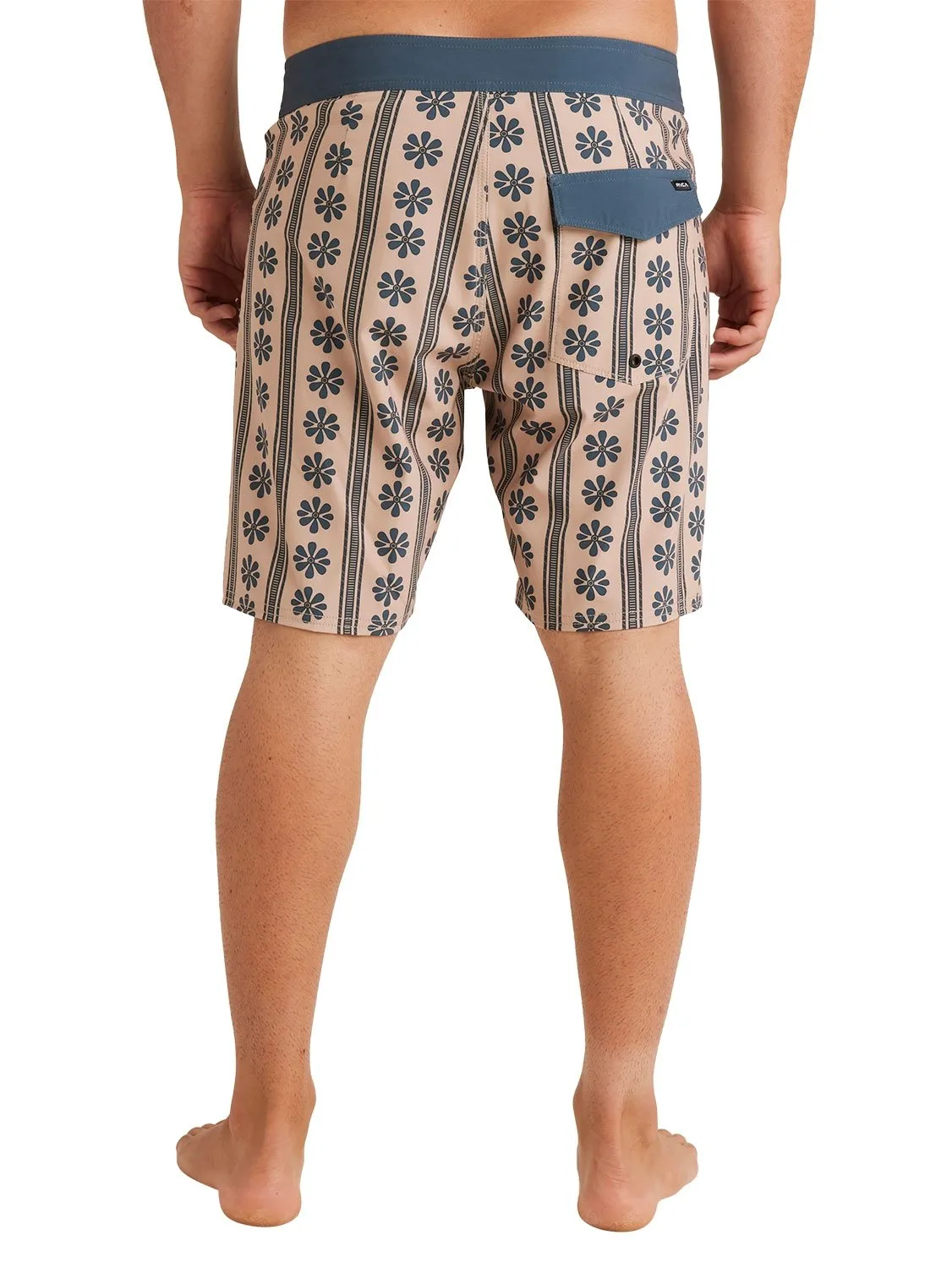 RVCA Men's Daisied 18" Boardshort