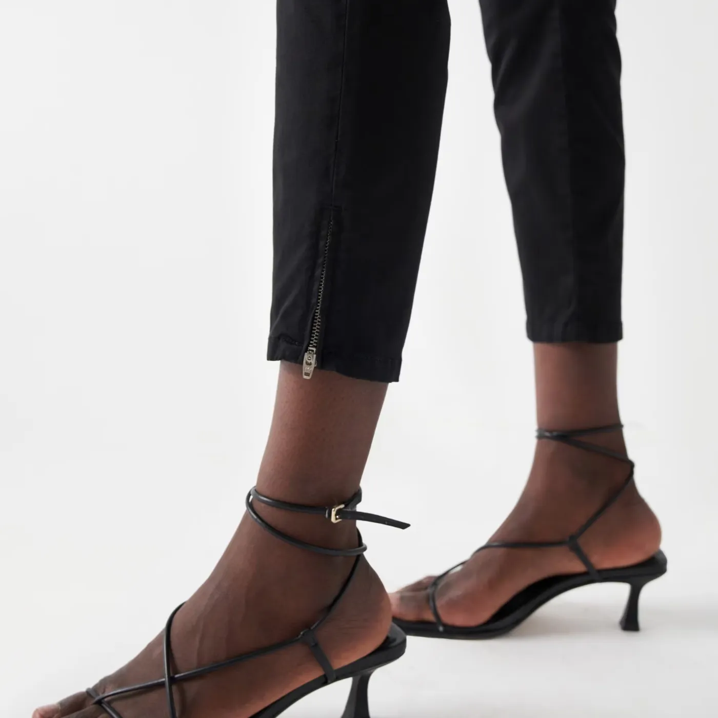 Salsa Faith Push In Cropped Leg Cargo Trousers | Black
