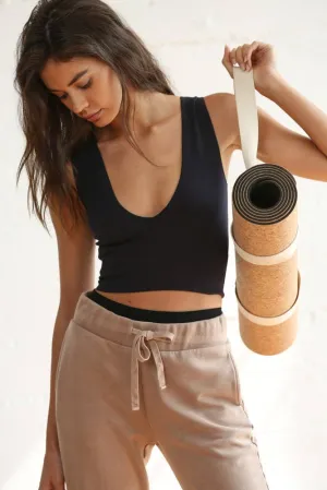 Seamless V Crop Top