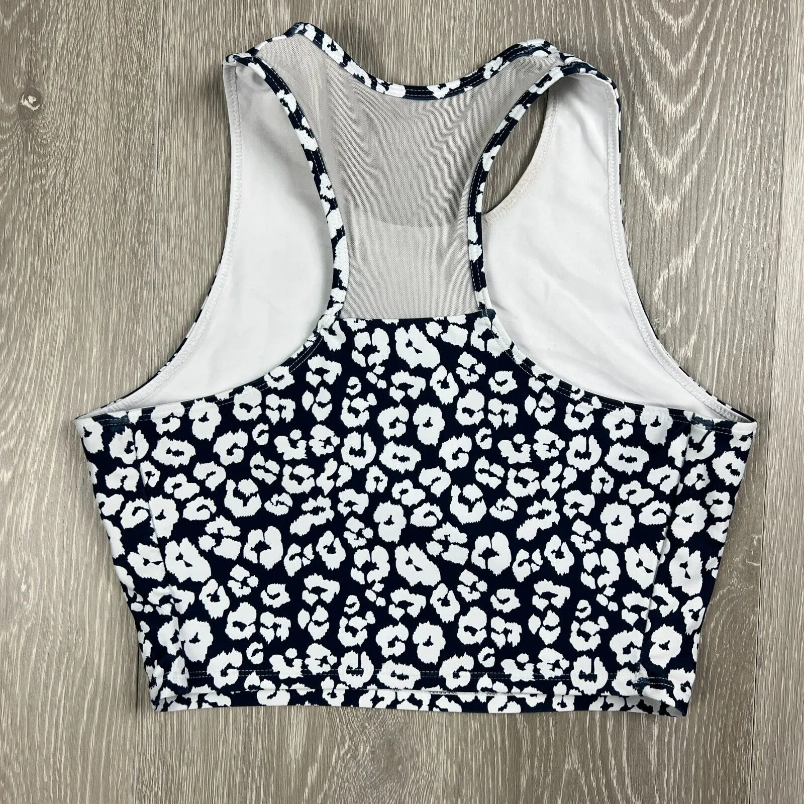 Seed Sport Womens Crop Top Size Medium (2 Tops)