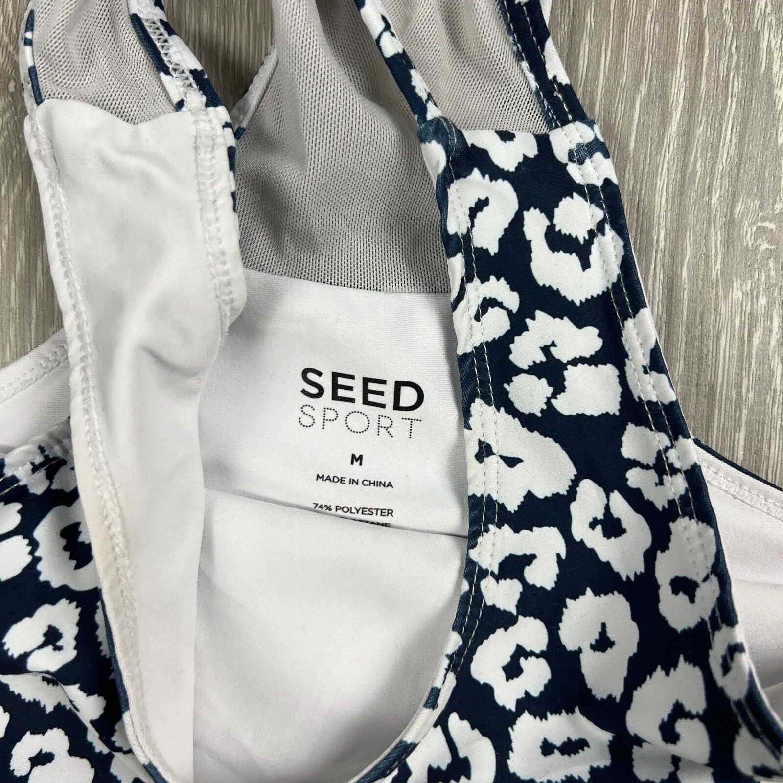Seed Sport Womens Crop Top Size Medium (2 Tops)