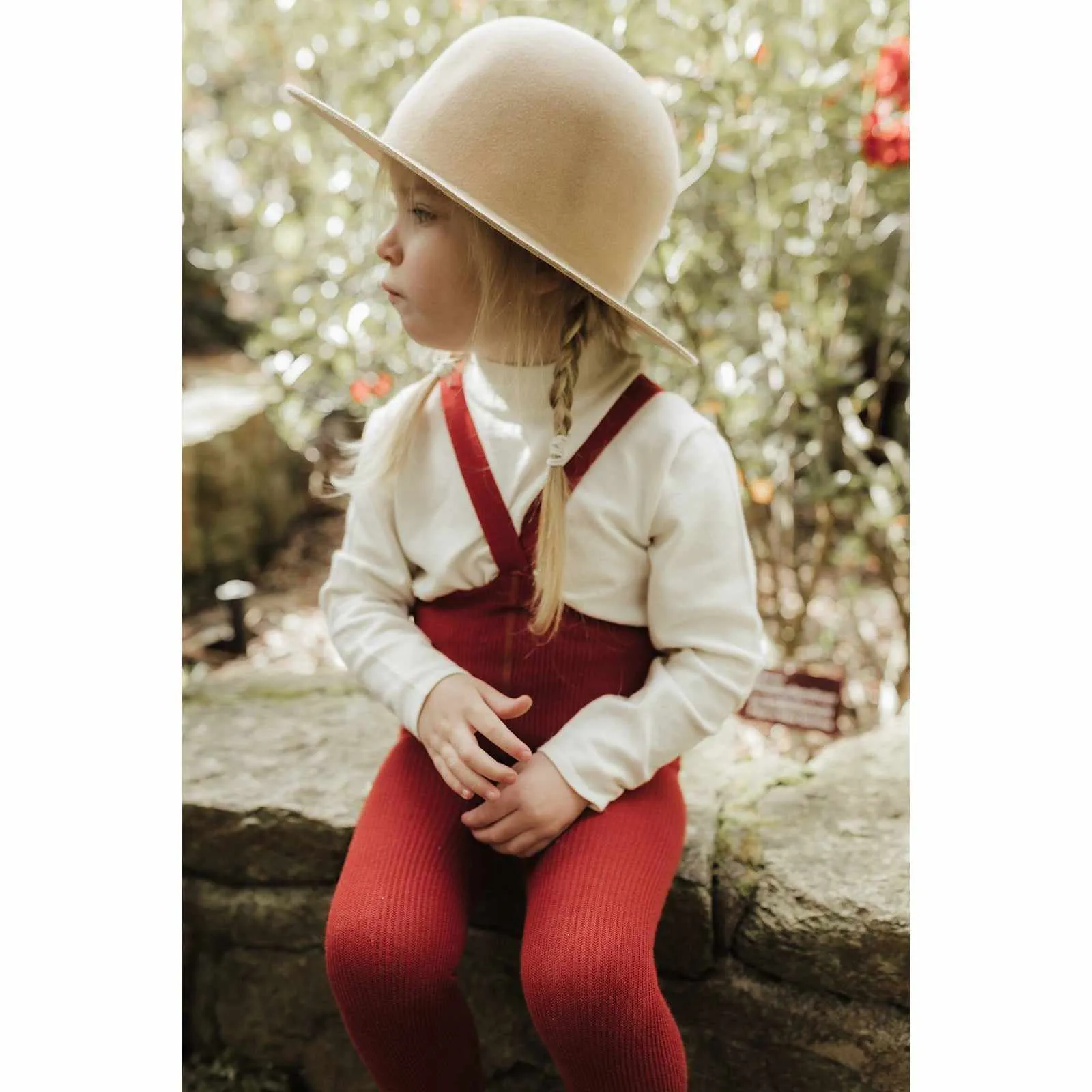 Silly Silas - Footed cotton tights with braces - Maple Leaf