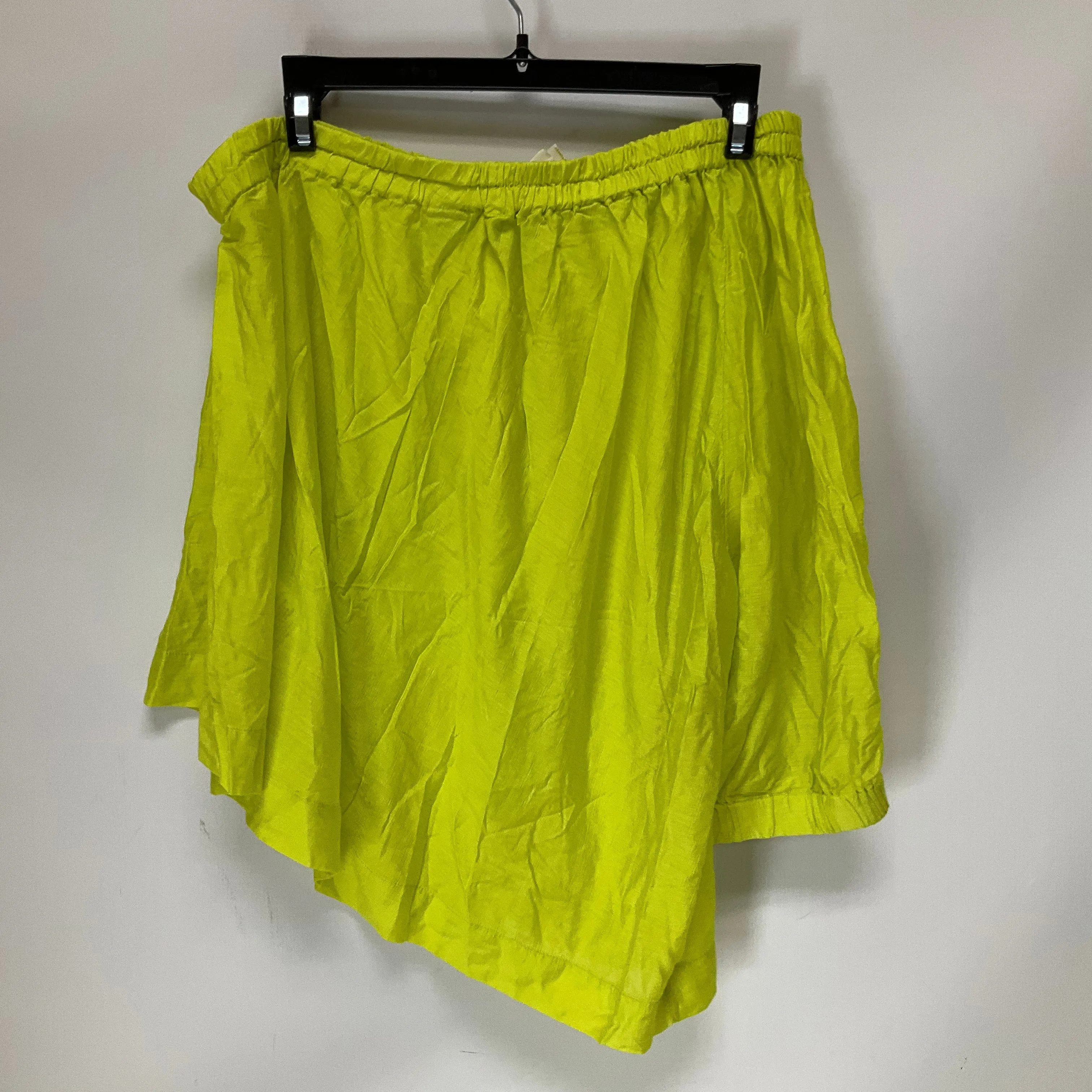 Top Short Sleeve By Maeve In Yellow, Size: S