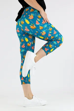Tropical Christmas - Casual Capri Leggings