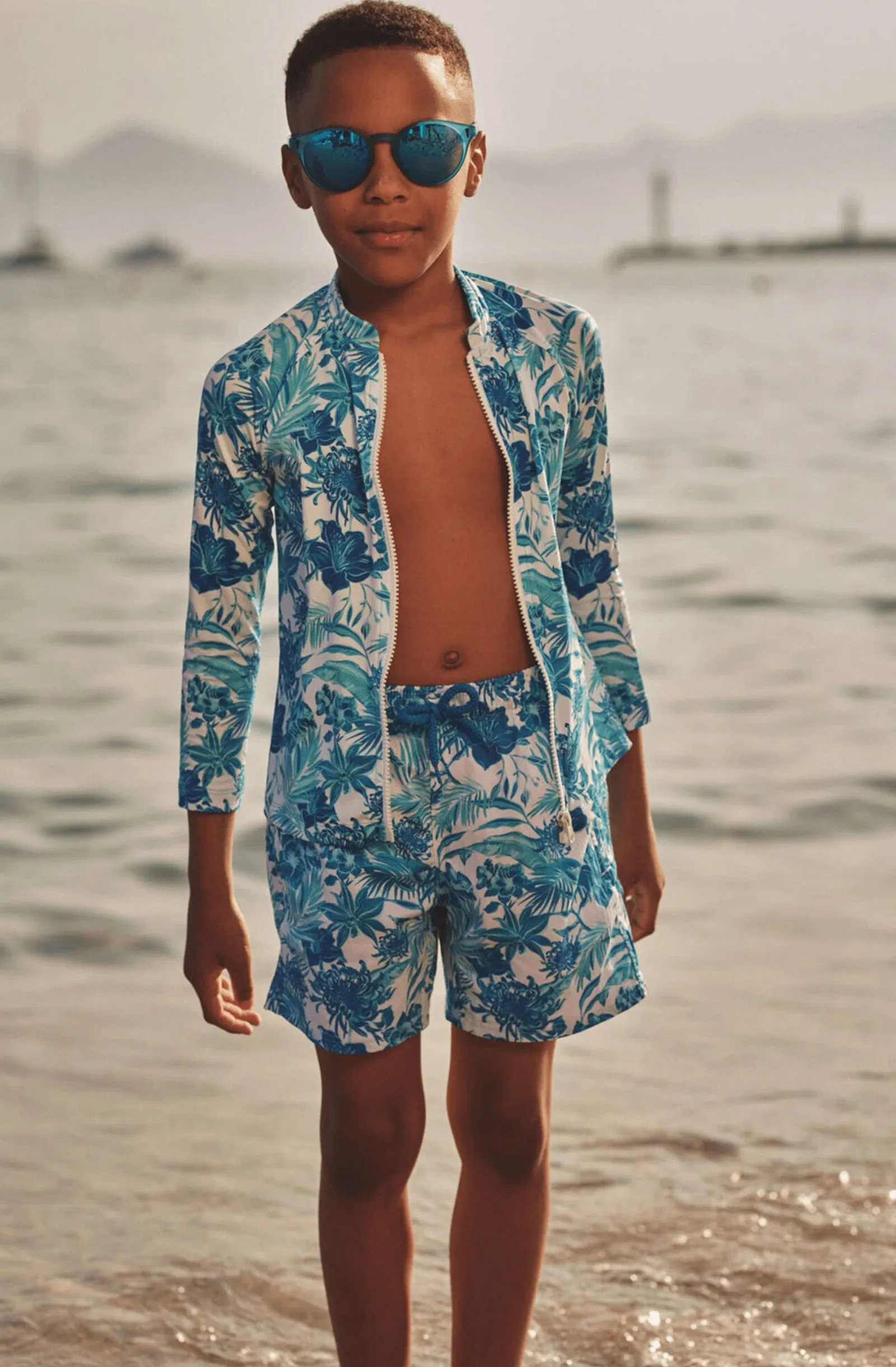 VILEBREQUIN Boys Stretch Swim Shorts Tahiti Flowers